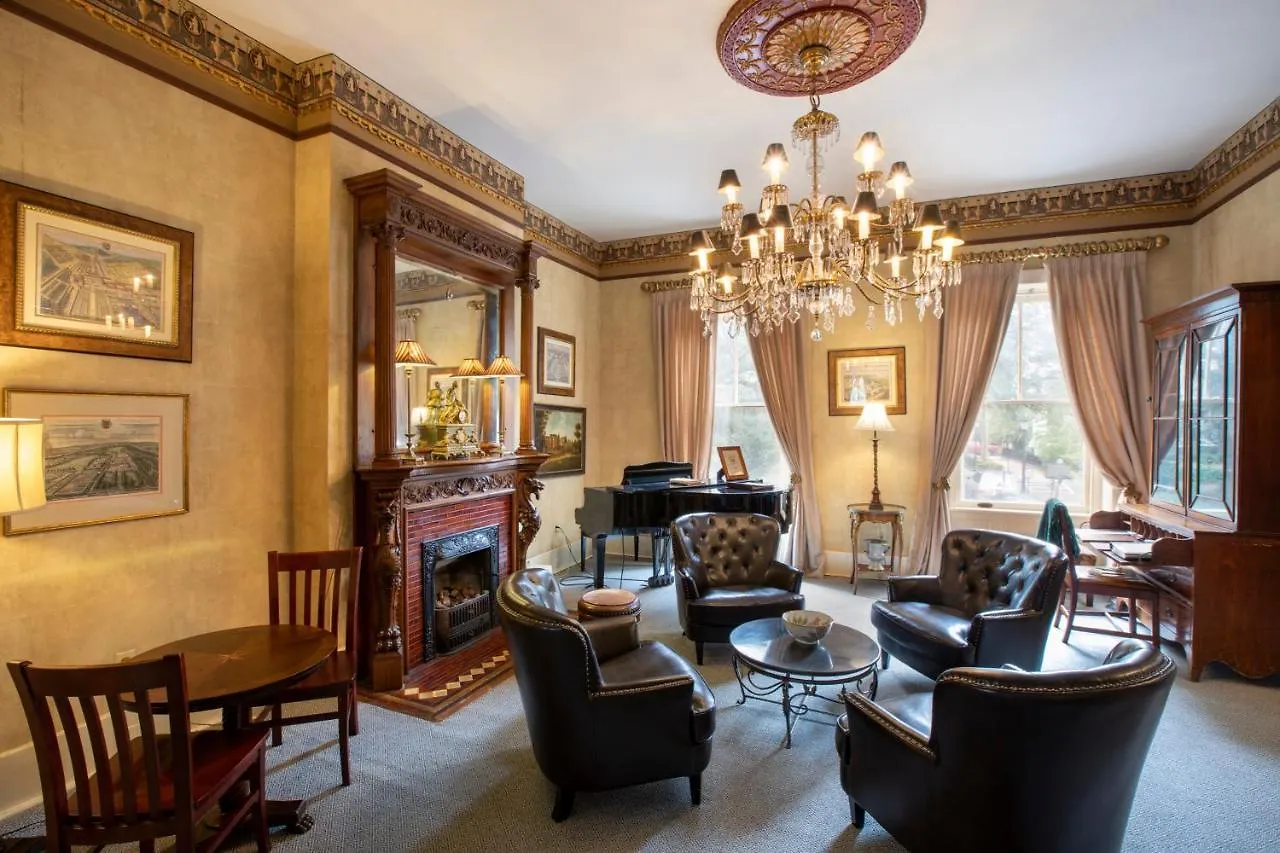 Bed & Breakfast Foley House Inn Savannah