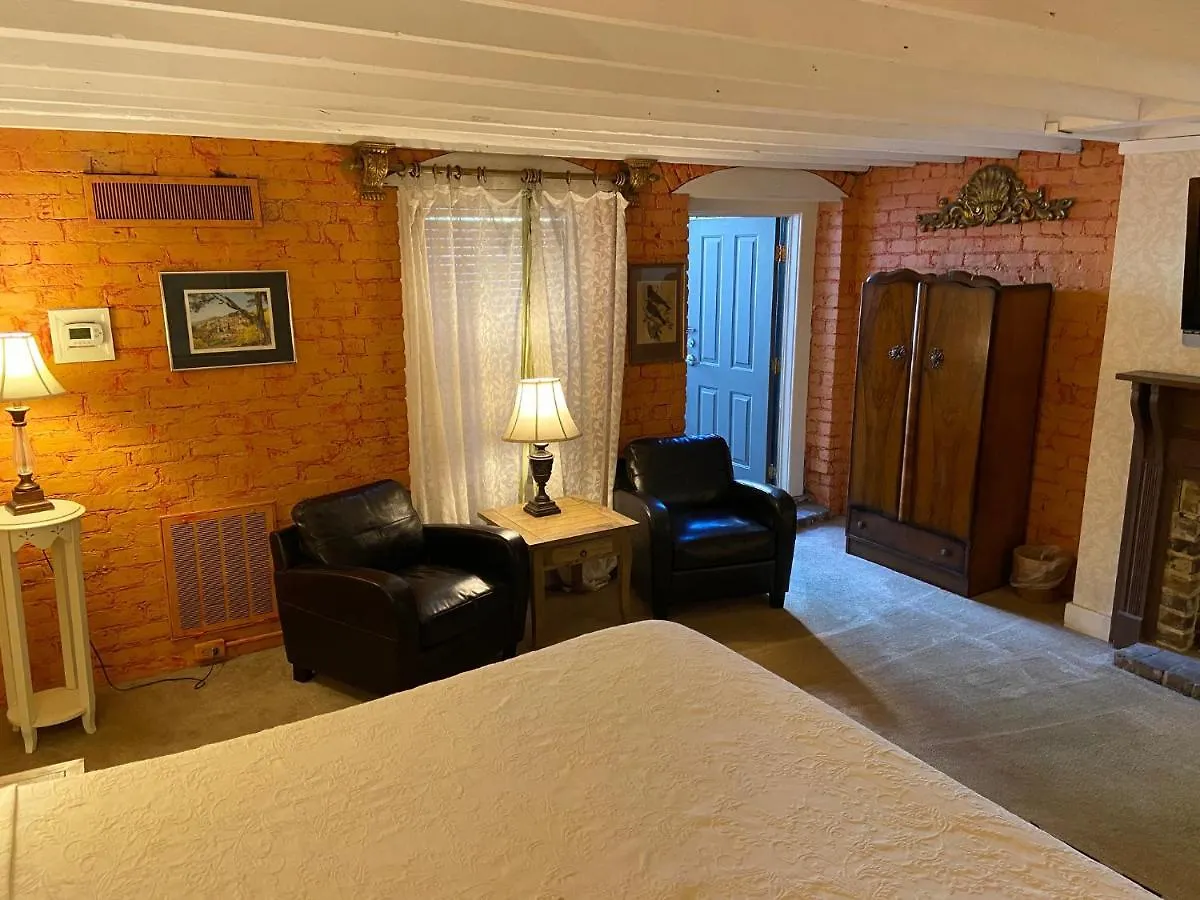 سافانا Foley House Inn 4*,
