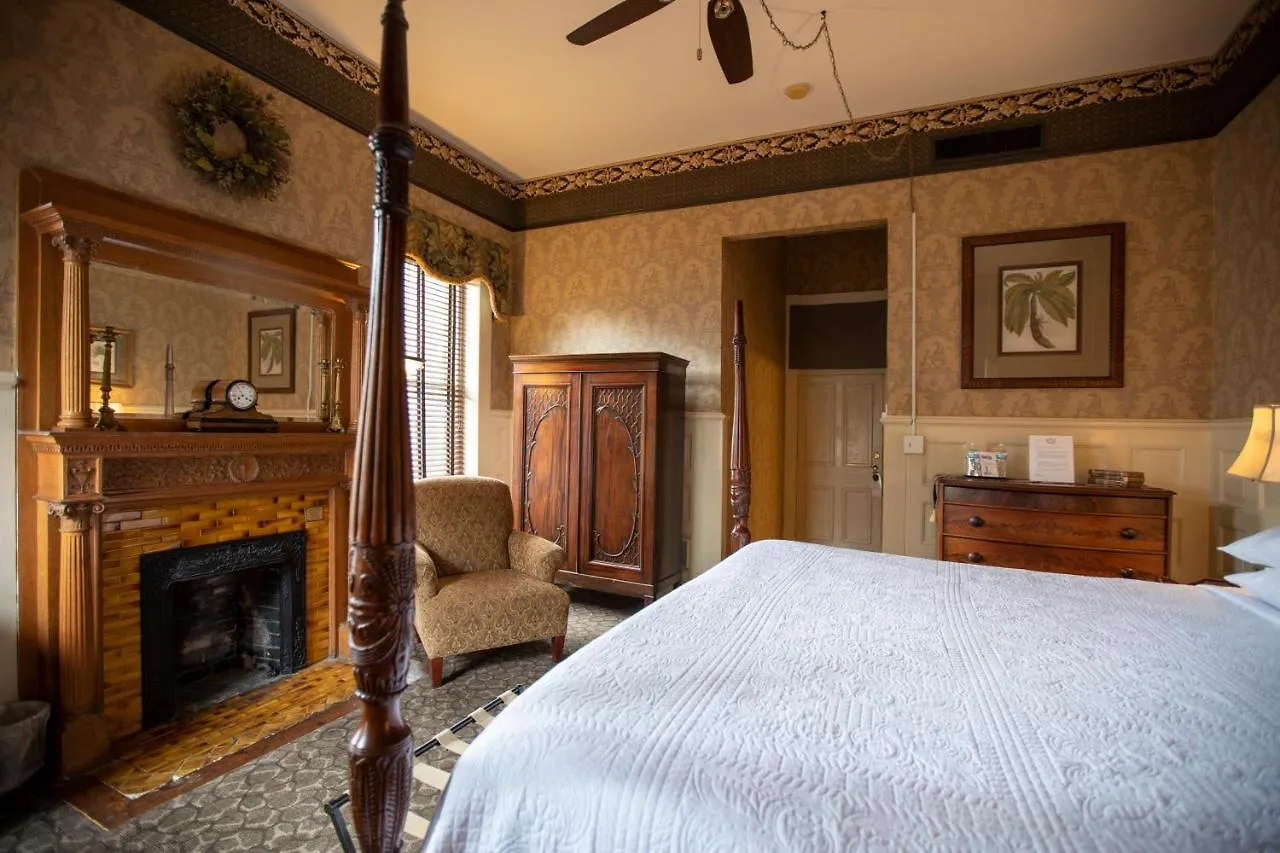 Foley House Inn Savannah Bed & Breakfast